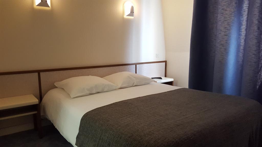 Hotel Le Passiflore Saint-Pol-de-Léon Zewnętrze zdjęcie
